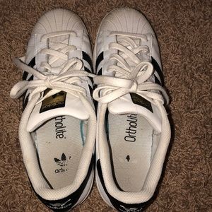 ADIDAS BLACK AND WHITE SUPERSTARS